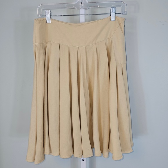 Dresses & Skirts - Made in Greece Beige pleated skirt size 6 linen